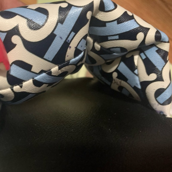 Burberry Furley TB Flock Padded Leather Slides
Sold Out !!!!!LABOR DAY SALE!! - Picture 9 of 11